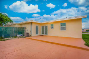 877 Sumter Rd E, West Palm Beach, FL 33415, Sold 11/05/21