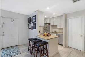 36 N Crossings Cir, Boynton Beach, FL 33435, Sold 01/10/22