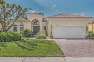 5952 Spanish River Rd, Fort Pierce, FL 34951, Sold 10/25/21