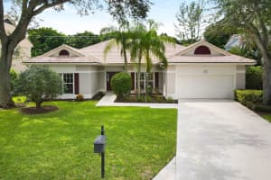 10264 Hunt Club Ln, Palm Beach Gardens, FL 33418, Sold 11/24/21