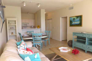 651 Okeechobee Blvd, West Palm Beach, FL 33401, Sold 11/01/21