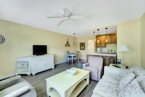 2520 S Federal Hwy, Boynton Beach, FL 33435, Sold 10/08/21