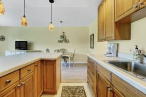 2520 S Federal Hwy, Boynton Beach, FL 33435, Sold 10/08/21