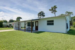 2213 SE Washington St, Stuart, FL 34997, Sold 10/26/21