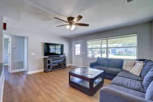 2213 SE Washington St, Stuart, FL 34997, Sold 10/26/21