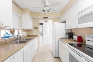 17 Golfs Edge, West Palm Beach, FL 33417, Sold 12/03/21