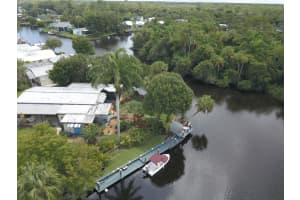 102 SE Paradise Pl, Stuart, FL 34997, Sold 12/17/21