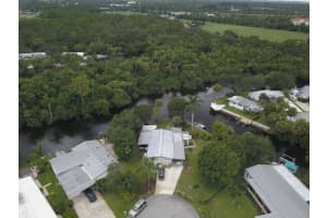 102 SE Paradise Pl, Stuart, FL 34997, Sold 12/17/21