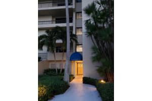 2810 SE Dune Dr, Stuart, FL 34996, Sold 10/29/21