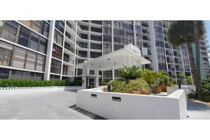 400 Leslie Dr, Hallandale Beach, FL 33009, Sold 02/01/22