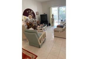72 Live Oak Cir, Jupiter, FL 33469, Sold 10/25/21