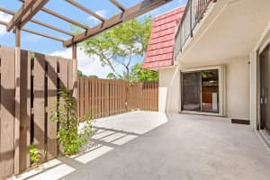 8175 Boca Rio Dr, Boca Raton, FL 33433, Sold 10/12/21