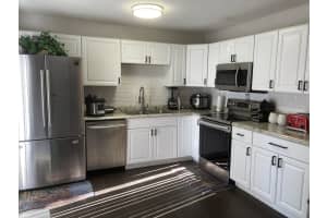 541 Springdale Cir, Palm Springs, FL 33461, Sold 10/22/21