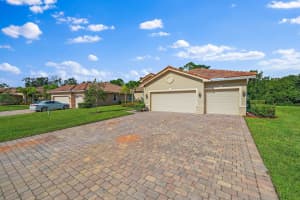 1306 SE Conference Cir, Stuart, FL 34997, Sold 10/18/21