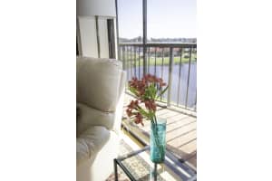 7030 Half Moon Cir, Hypoluxo, FL 33462, Sold 10/15/21