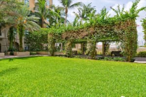403 S Sapodilla Ave, West Palm Beach, FL 33401, Sold 09/30/21