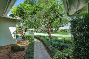 1002 SW 1st St, Boca Raton, FL 33486, Sold 10/15/21