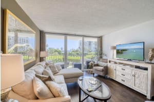 1701 S Flagler Dr, West Palm Beach, FL 33401, Sold 11/12/21