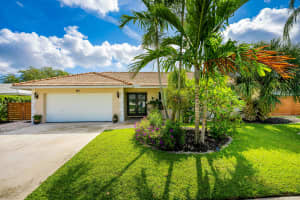80 SW 11th Ave, Boca Raton, FL 33486, Sold 10/01/21