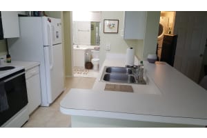 284 Village Blvd, Tequesta, FL 33469, Sold 11/02/21