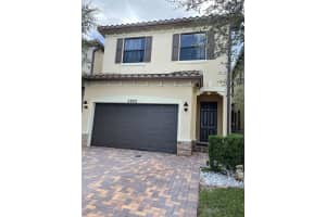 5902 NW 46th Ln, Tamarac, FL 33319, Sold 10/18/21