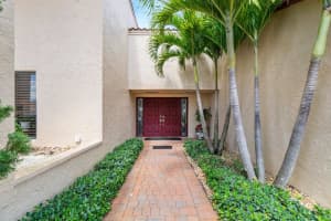 2555 SW 23rd Cranbrook Dr, Boynton Beach, FL 33436, Sold 12/07/21