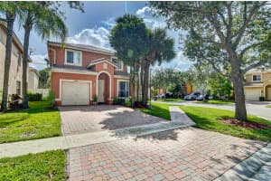 4284 Lake Lucerne Cir, West Palm Beach, FL 33409, Sold 10/04/21