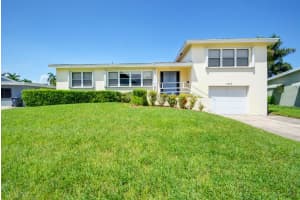 1514 Shirley Ct, Lake Worth, FL 33461, Sold 11/23/21