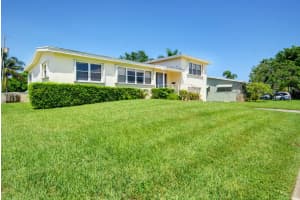 1514 Shirley Ct, Lake Worth, FL 33461, Sold 11/23/21