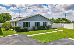 4386 Walden Cir, Lake Worth, FL 33463, Sold 11/12/21