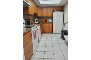 3230 S Ocean Blvd c106, Palm Beach, FL 33480, Sold 12/10/21