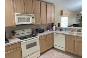 8239 Duomo Cir, Boynton Beach, FL 33472, Sold 12/01/21