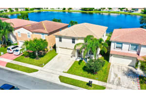 6666 Rainwood Cove Ln, Lake Worth, FL 33463, Sold 03/25/22