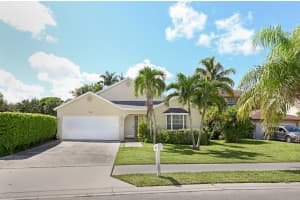5030 Willow Pond Rd W, West Palm Beach, FL 33417, Sold 10/29/21