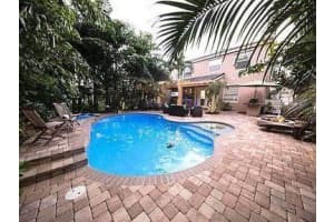 1118 Oakwater Dr, Royal Palm Beach, FL 33411, Sold 10/29/21
