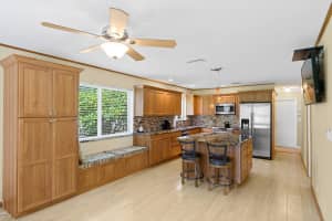 8099 E Country Club Blvd, Boca Raton, FL 33487, Sold 11/16/21