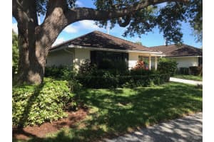 11335 12 Oaks Way, North Palm Beach, FL 33408, Sold 11/01/21