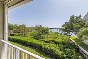 86 N Lakeshore Dr, Hypoluxo, FL 33462, Sold 11/04/21