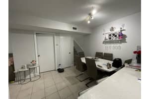 201 Springdale Cir, Palm Springs, FL 33461, Sold 10/15/21
