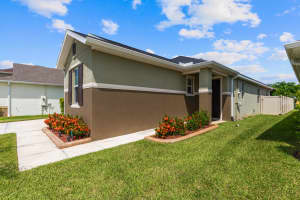 5695 NW Pine Trail Cir, Port St. Lucie, FL 34983, Sold 11/15/21