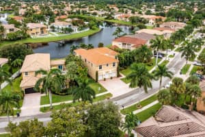 6863 Houlton Cir, Lake Worth, FL 33467, Sold 10/29/21