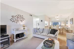 207 Foxtail Dr APT C1, Greenacres, FL 33415, Sold 11/09/21