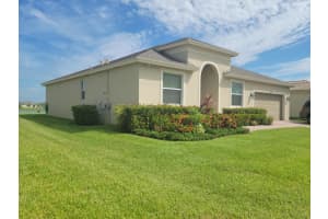 881 Bent Creek Dr, Fort Pierce, FL 34947, Sold 11/30/21