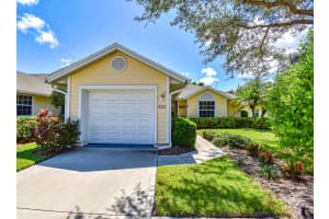523 6th St, Vero Beach, FL 32962, Sold 11/04/21