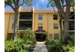 470 NW 20th St, Boca Raton, FL 33431, Sold 10/14/21