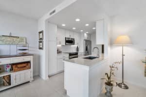 3300 S Ocean Blvd #401n, Palm Beach, FL 33480, Sold 02/07/22