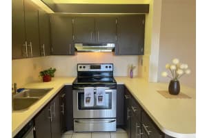 1704 Forest Lakes Cir b, West Palm Beach, FL 33406, Sold 12/27/21