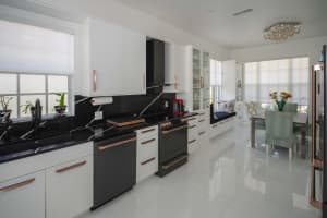 538 E Tall Oaks Dr, Palm Beach Gardens, FL 33410, Sold 11/05/21