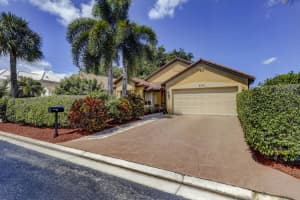 2714 Linkside Dr, Wellington, FL 33414, Sold 11/05/21