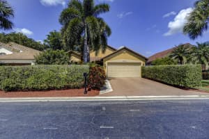 2714 Linkside Dr, Wellington, FL 33414, Sold 11/05/21